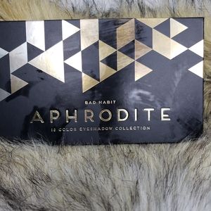 aphrodite eyeshadow palette